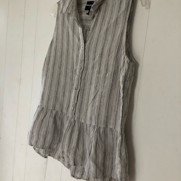 Tahari 100% linen button town sleeveless top - Picture 5 of 8